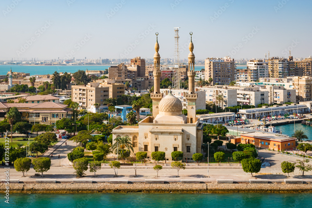 Naklejka premium Cityscape of Suez, Egypt