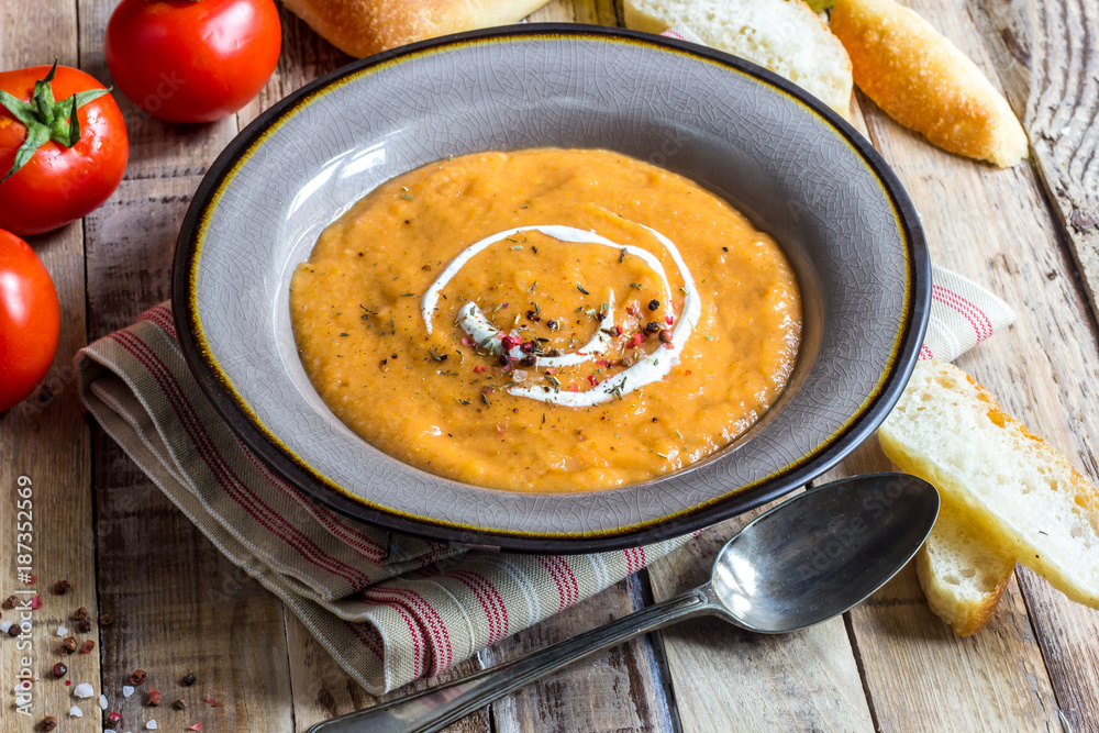 Homemade cream of tomato soup Homemade cream of tomato soup