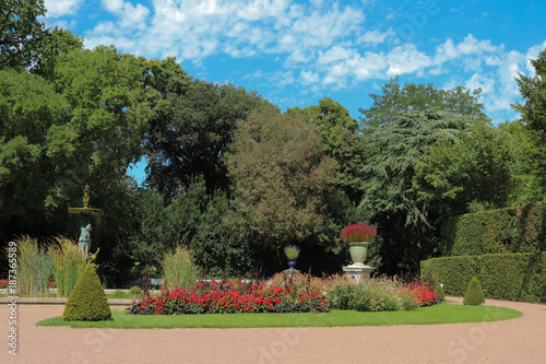 Pays de la Loire - Vendée - Luçon Jardin public Dumaine en été photo