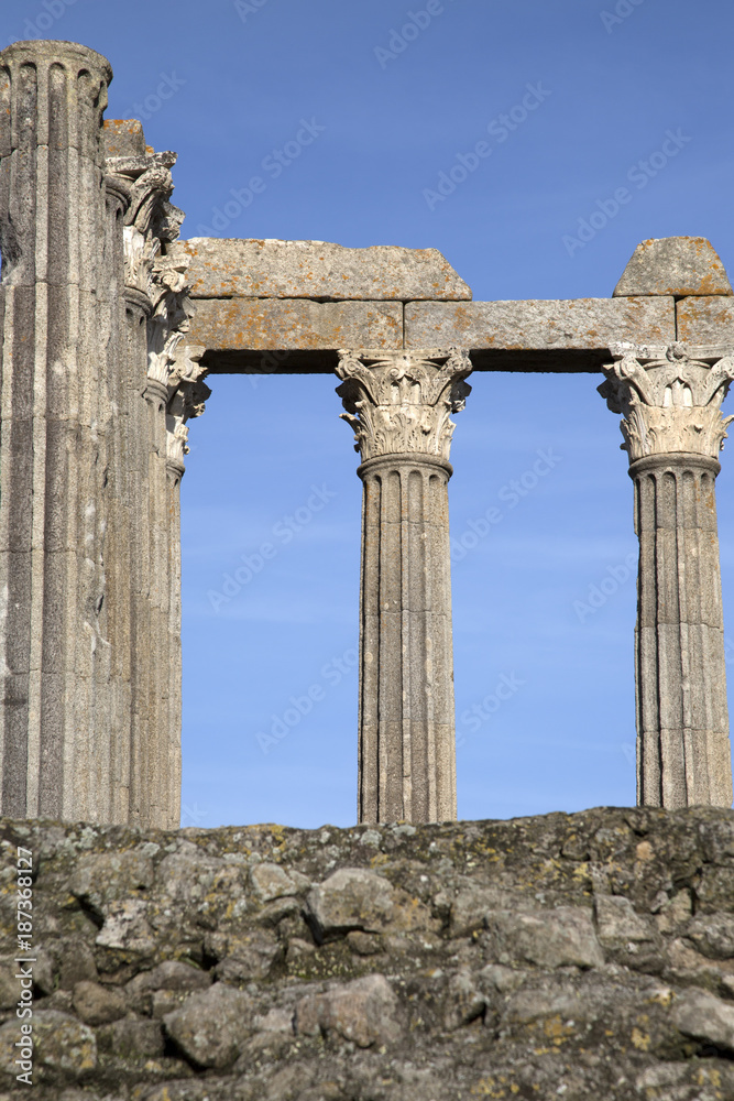 Fototapeta premium Roman Temple at Evora