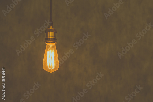 Vintage light bulb background