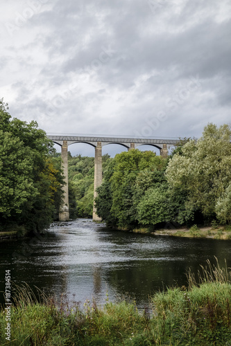 Llangollen Canal Pontcysyllte Aqueduct over the River Dee. Wales photo