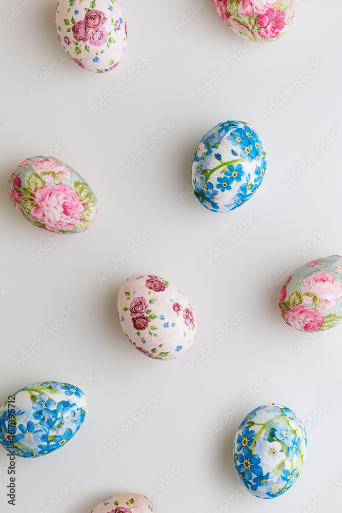 Decoupage Easter eggs decorated with paper napkins Decoupage Easter eggs decorated with paper napkins