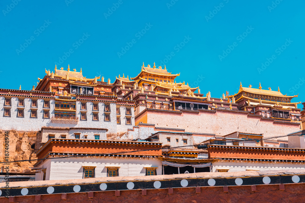 Obraz premium Tibet Monastery Sonzilin in Yunnan Province, China