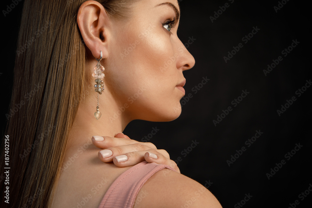 миофасциальный синдром триггерные точки. точки на ушных мочка ушей. триггерные точки при головной боли. ухо на плечо. ухо на плечо.