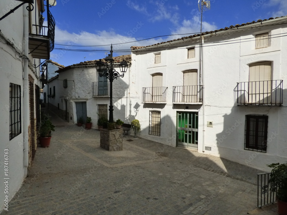 Iznatoraf,pueblo historico de Jaén, Andalucía (España) junto a Villanueva del Arzobispo, en la comarca de las Villas. Iznatoraf,pueblo historico de Jaén, Andalucía (España) junto a Villanueva del Arzobispo, en la comarca de las Villas.