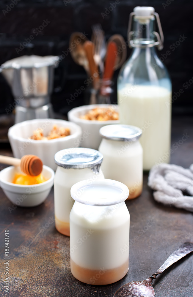 yogurt with granola yogurt with granola