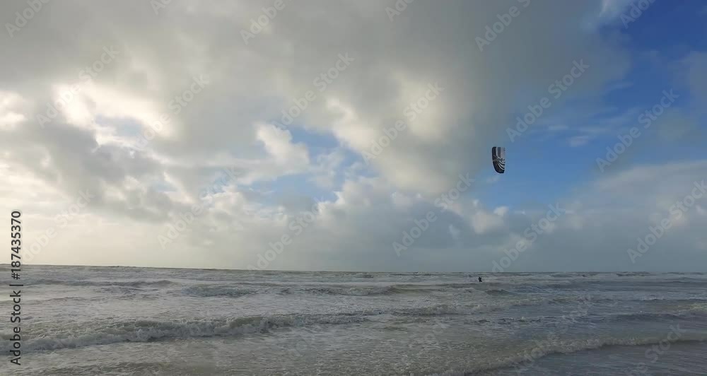 Kitesurf sur la plage de Quend-Plage Kitesurf sur la plage de Quend-Plage