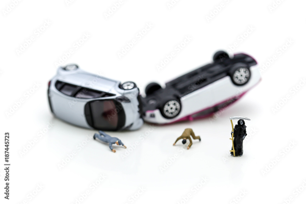 Miniature people : tiny toys car crash accident damaged with angle of death. Miniature people : tiny toys car crash accident damaged with angle of death.