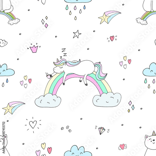 Cute hand drawn unicorn  pattern. illustration