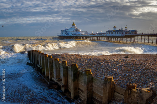 Fotografi EASTBOURNE, EAST SUSSEX/UK - JANUARY 7 : View of Eastbourne Pier in East Sussex on January 7, 2018