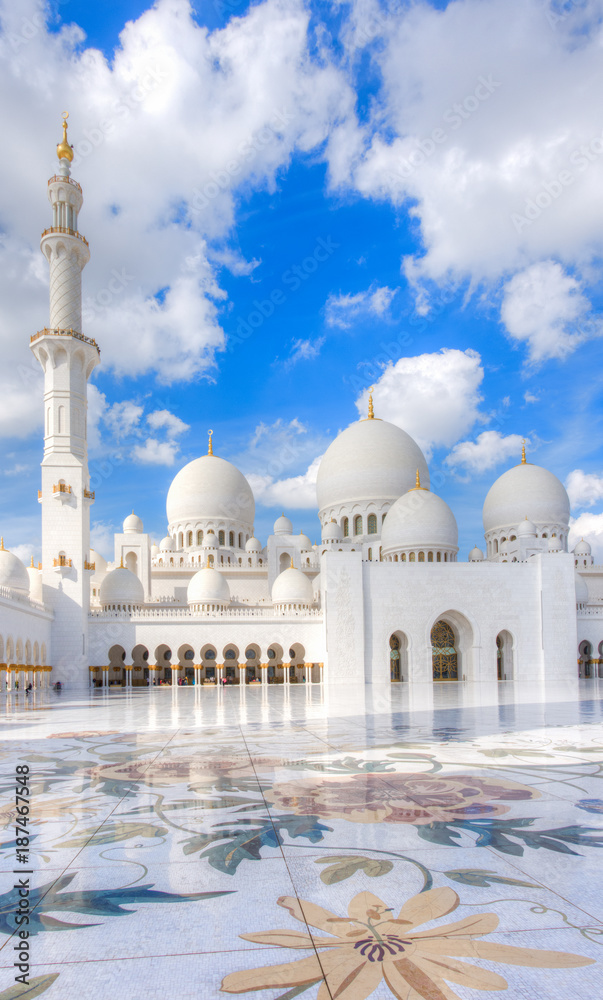 Fototapeta premium Sheikh Zayed Grand Mosque, Abu Dhabi, UAE.