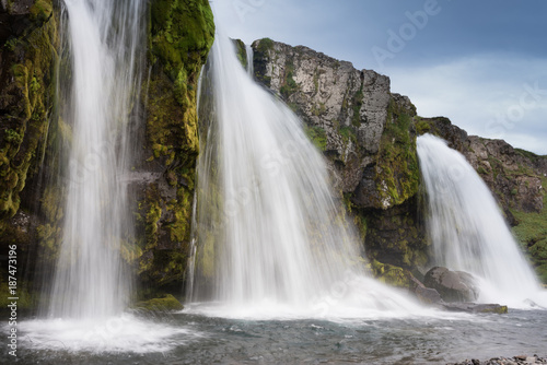 Fototapeta Naklejka Na Ścianę i Meble -  Kirkjufell waterfalls, Iceland