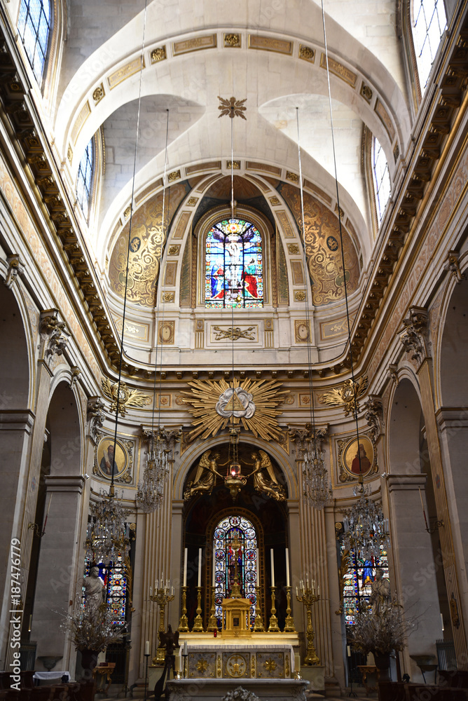 Choeur de l'église Saint-Louis en l'île à Paris, France