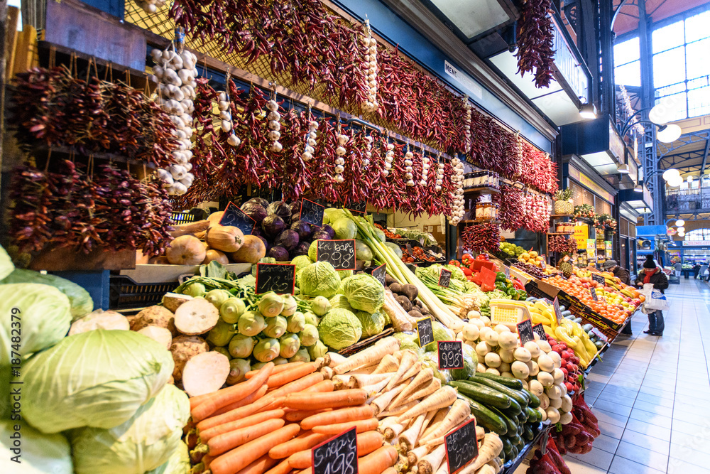 Fototapeta premium Market Hall, Budapest, Hungary, Interiors 