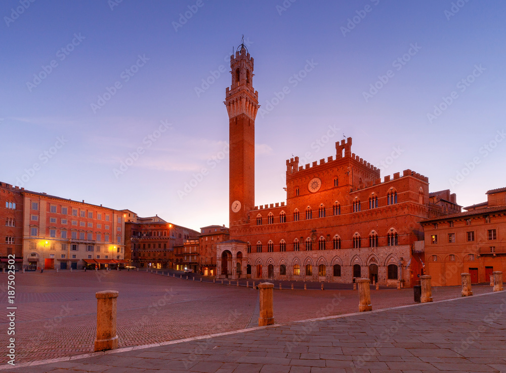 Siena. The central city square piazza del Campo.