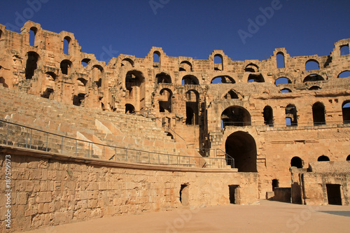 Photo Roman Amphitheatre in El Jem in Tunisia, North Africa