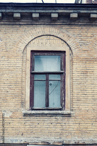 Abandoned old house © Юрий Бартенев