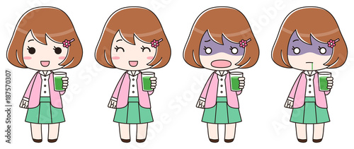 青汁入りのコップを持つ女性　全身　セット