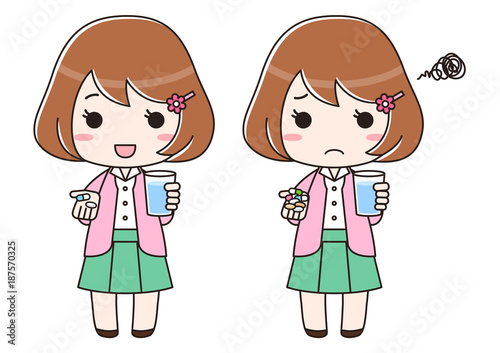 サプリとお水を持つ女性　全身　セット