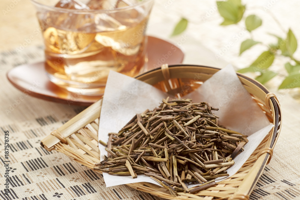 Φωτογραφία 冷たいほうじ茶（加賀棒茶）