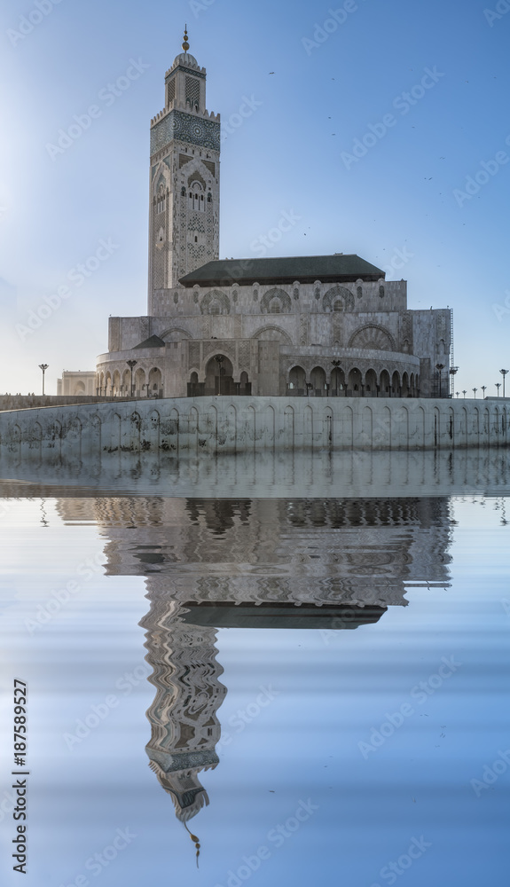 Obraz premium Moschee Hassan II Casablanca Spiegelung
