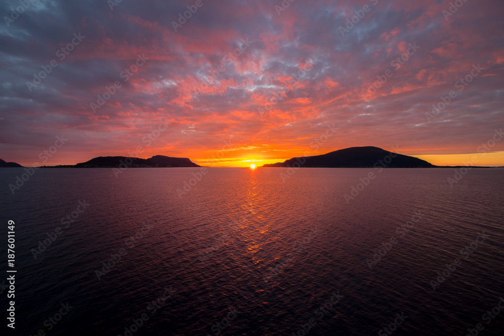 Fototapeta premium Beautiful, colorful sunset on the west coast of Norway. 