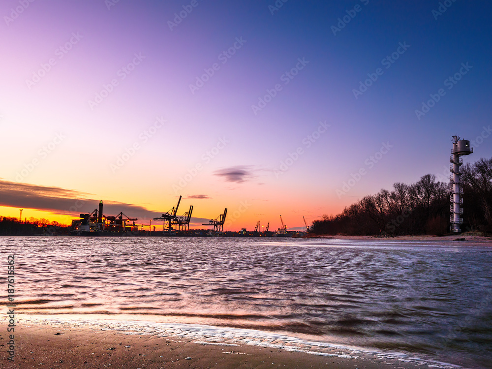 Swinemünde Mole / Hafeneinfahrt bei Sonnenaufgang