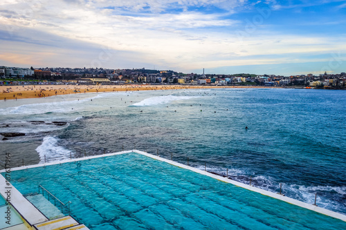Bondi Beach and swimming pool, Sidney, Australia © daboost