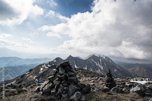 Sul crinale 00 dell'Appennnino modenese photo