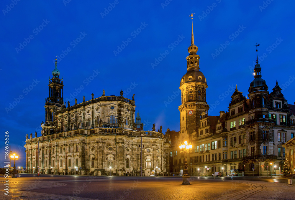 The historical center of the old city of Dresden. Cathedral of the Holy Trinity (Katholische Hofkirche) and Dresden castle. Night scene.Saxony, Germany . The historical center of the old city of Dresden. Cathedral of the Holy Trinity (Katholische Hofkirche) and Dresden castle. Night scene.Saxony, Germany .