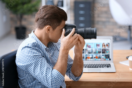 Young professional photogra...