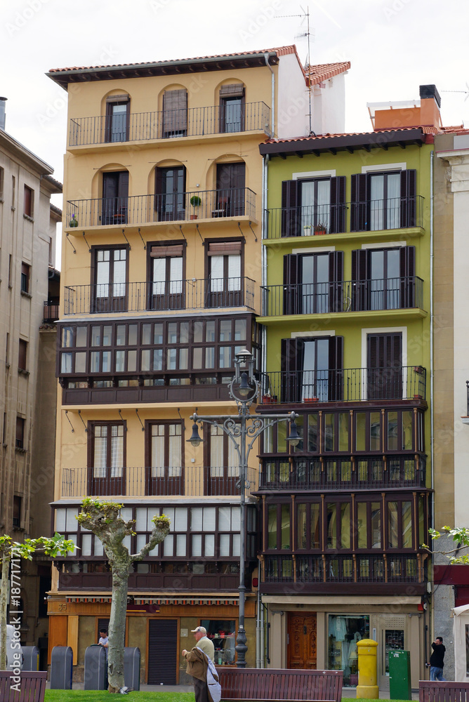 Stadthäuser am Plaza de Castillo Pamplona