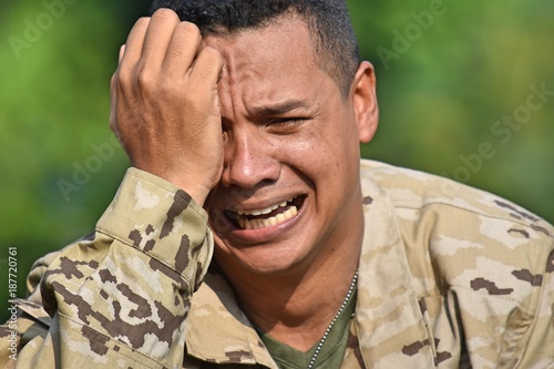 Foto Tearful Army Person