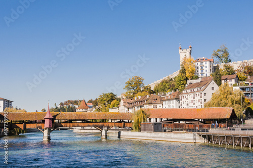 Luzern, Spreuerbrücke, Brückenkapelle, Brücke, Holzbrücke, Nadelwehr, Reuss, Fluss, Stadtmauer, Museggmauer, Altstadt, Stadt, Altstadthäuser, Stadtrundgang, Sommer, Schweiz photo