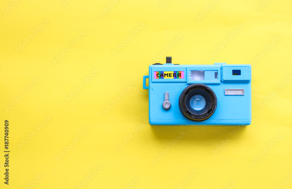 Plastic toy lens camera blue body