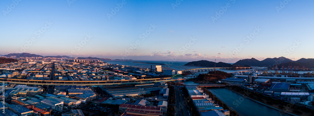 City, Bridges and Sea