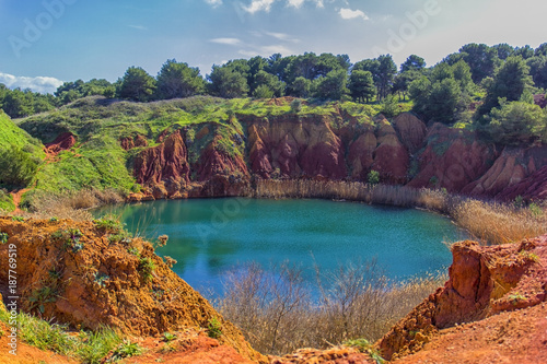 Photos Salento: Otranto, bauxite quarry