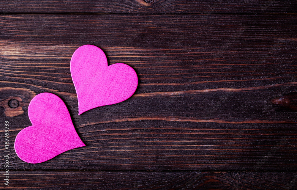 Obraz premium Valentine. Love. Valentine's Day postcard. Love concept for mother's day and valentine's day. Happy Valentine's day hearts on wooden background. Valentine card with space for text