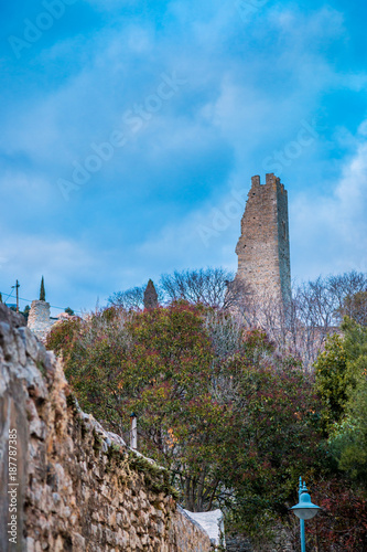 Le château féodal d'Ollioules photo