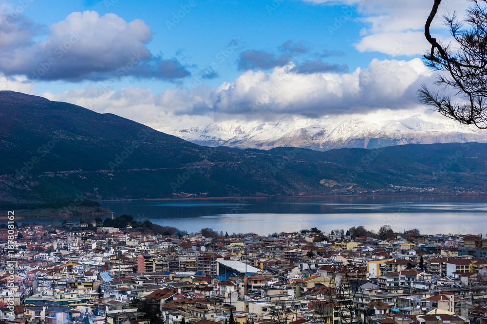 Fototapeta premium Panoramic view of Ioannina in Greece