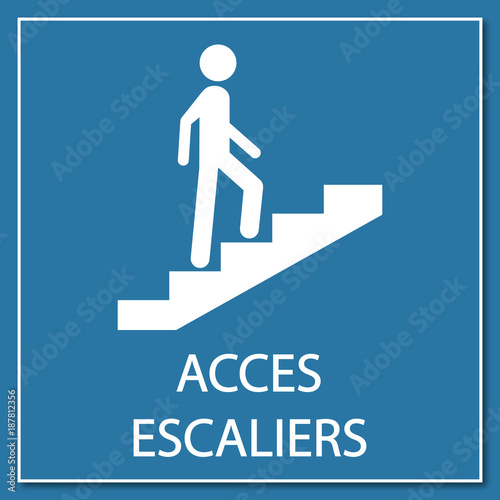 Logo escaliers.