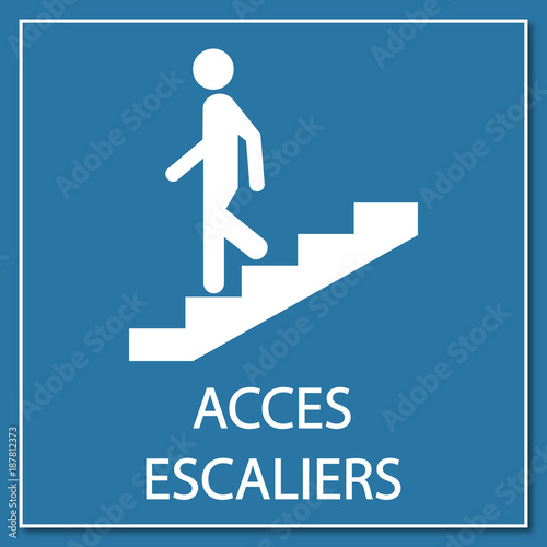Logo escaliers.