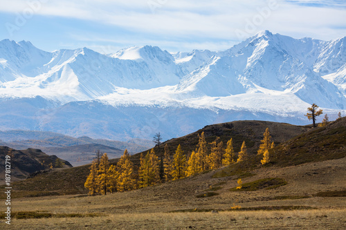 Snowy peaks in Chuya ridge Altai mountains, Russia.