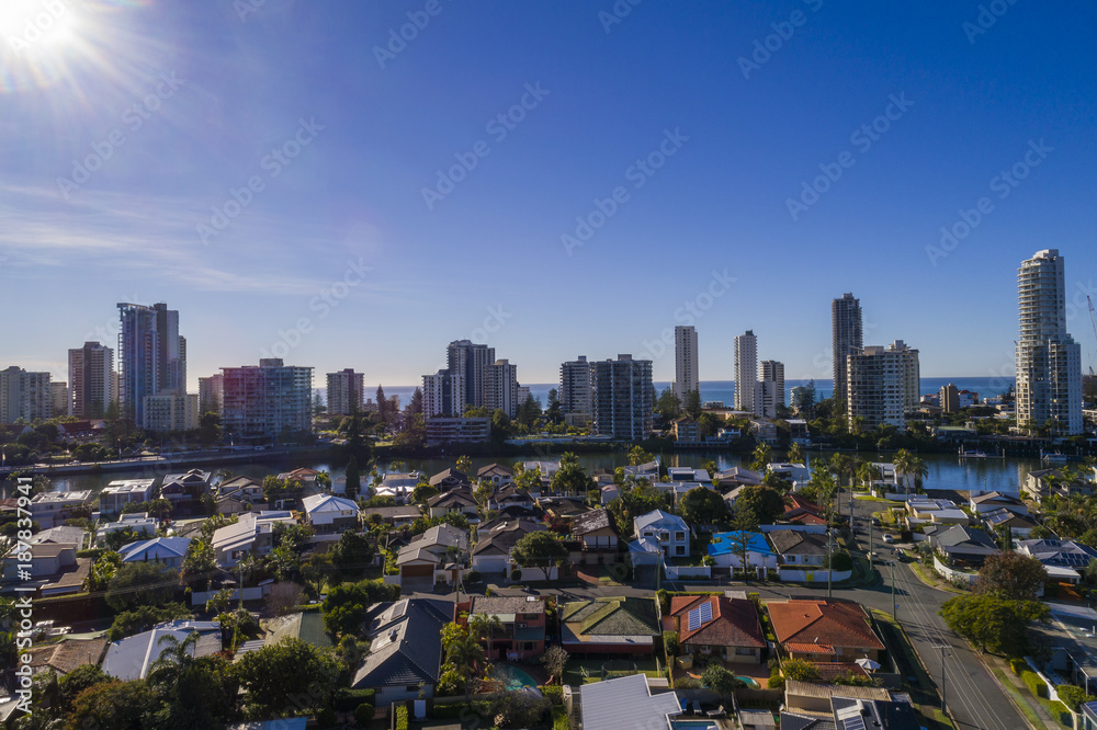 Fototapeta premium Gold Coast, Queensland/Australia - 8 July 2017: Aerial View above the Isle of Capri on the Gold Coast, Australia.