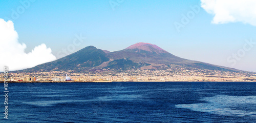 Napoli il golfo ed il vesuvio