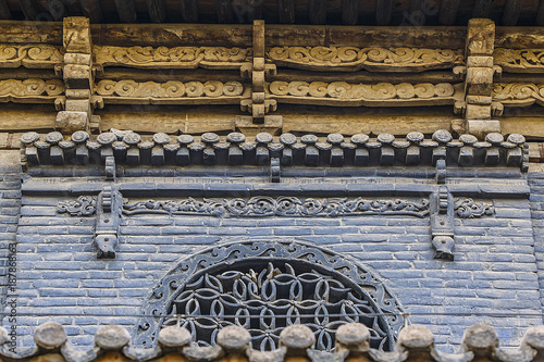 Facade of the Dafosi temple photo