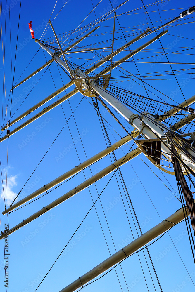 Obraz premium Mast eines Segelbootes