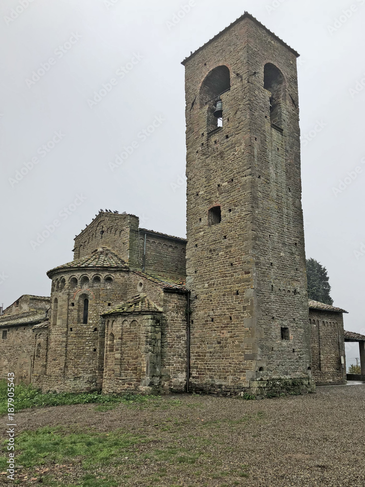 Artiminio, la chiesa di San Leonardo - Carignao di Firenze
