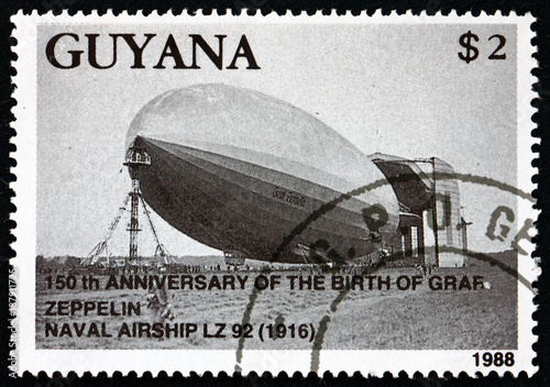 Postage stamp Guyana 1989 Naval Airship LZ 92